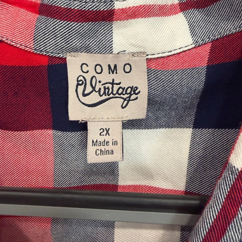 COMO VINTAGE 2X. Red Navy White Plaid Button-Up Shirt - Picture 4 of 5